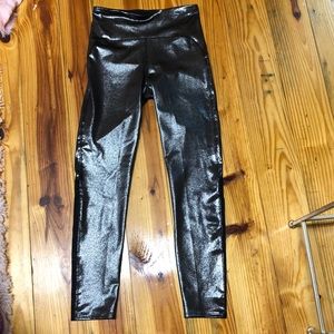 Flash sale 💥💥Metallic yoga pants